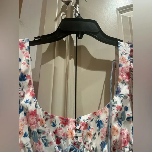 ๐Nwot FOR LOVE & LEMONS Juliet XXS white floral crop silky top - Picture 4 of 16